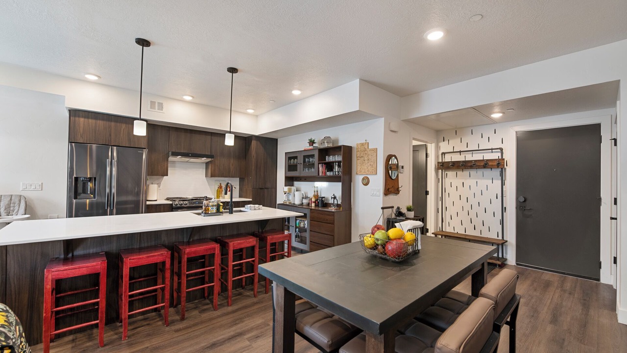 Photo of Kitchen in People's Freeway
