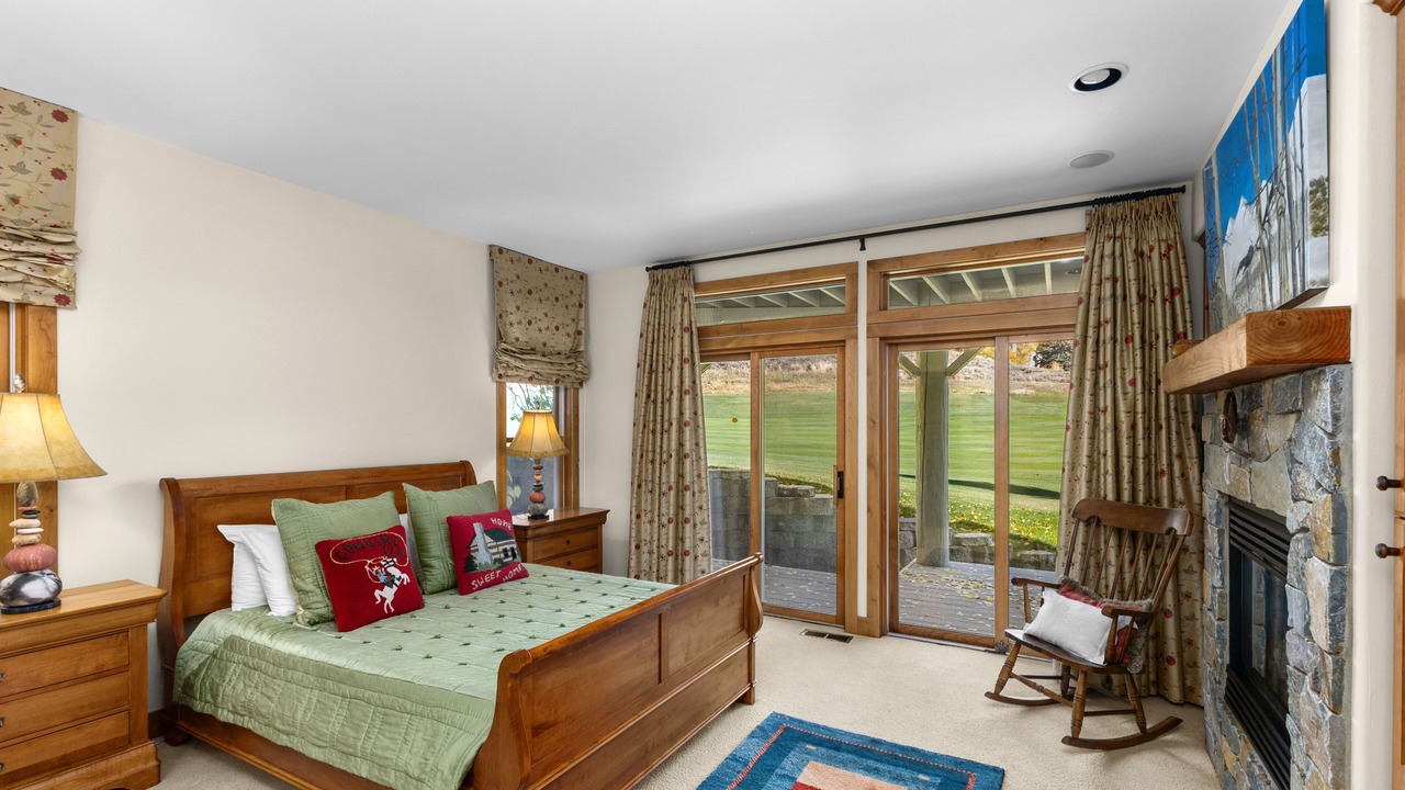 Photo of Bedroom in Elkhorn Village