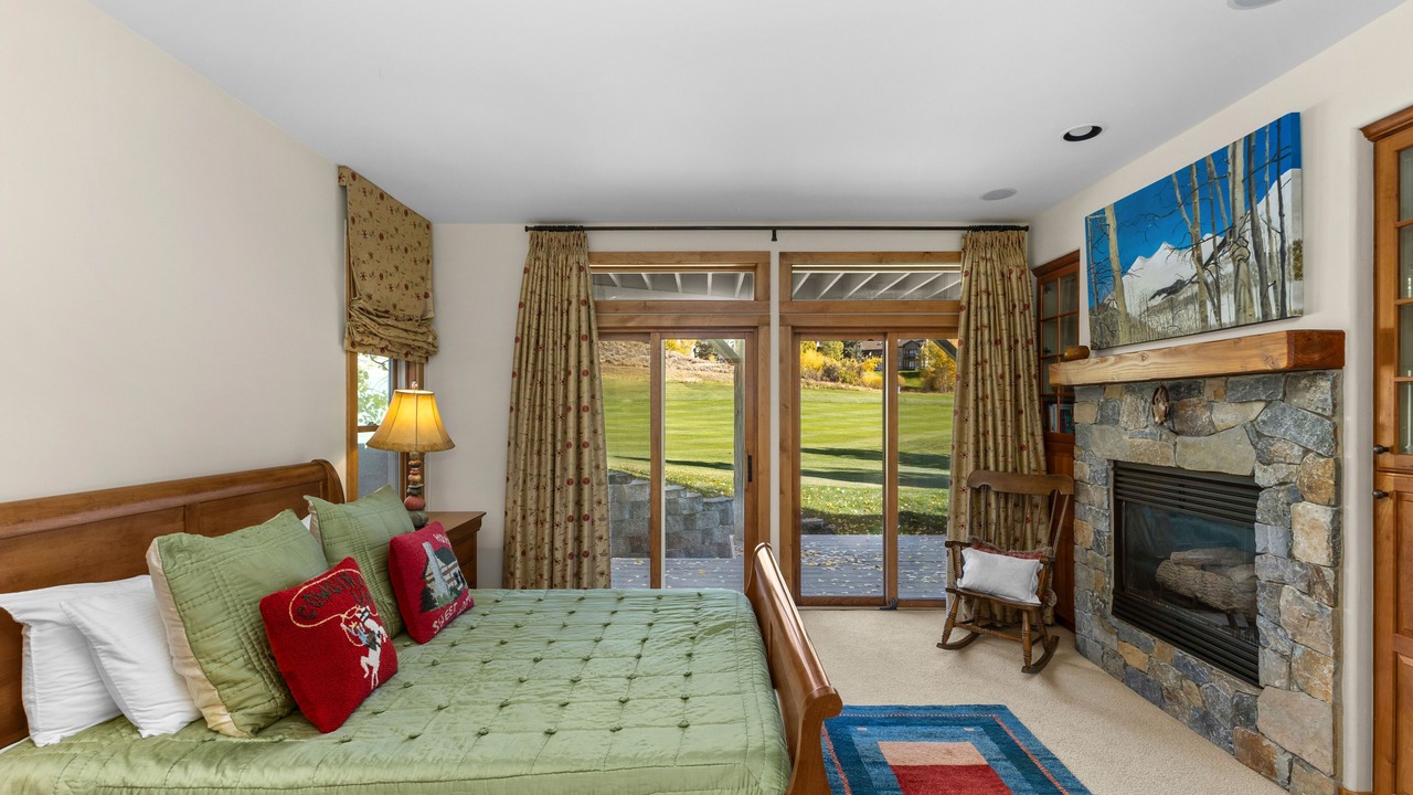 Photo of Bedroom in Elkhorn Village