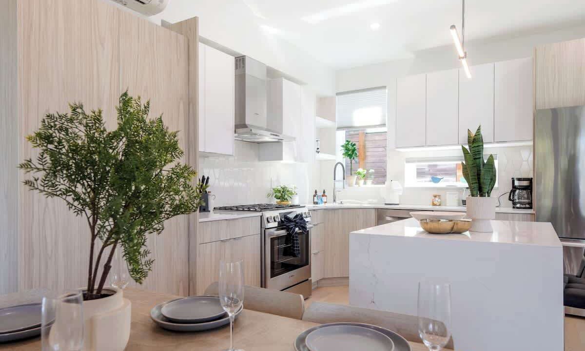Photo of Kitchen in North Queen Anne