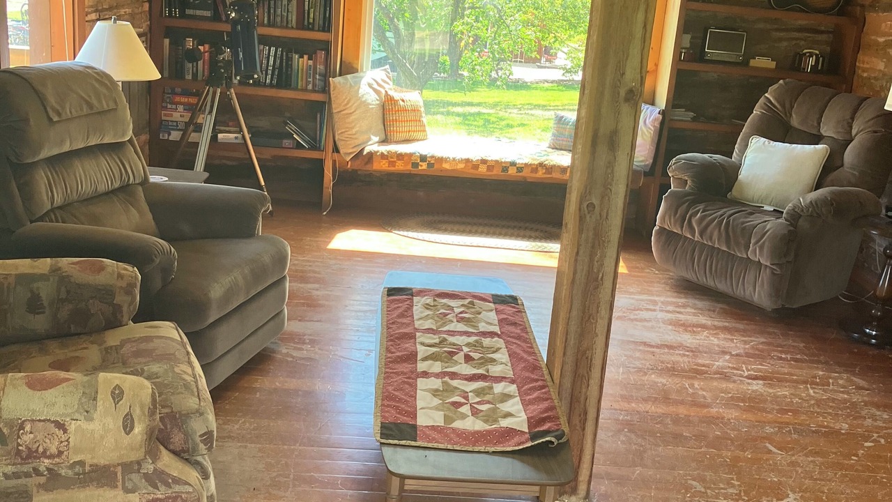 Photo of Livingroom in Hailey