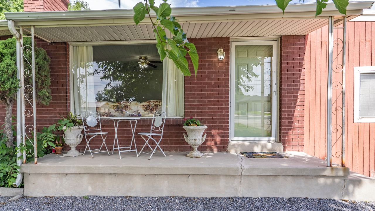 Photo of Patio Balcony in Taylorsville