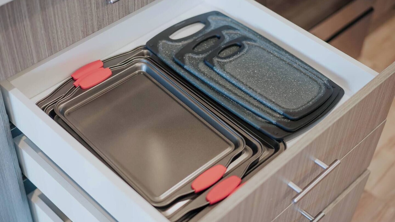 Photo of Others in People's Freeway