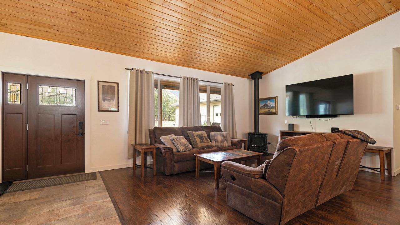 Photo of Livingroom in Alberton