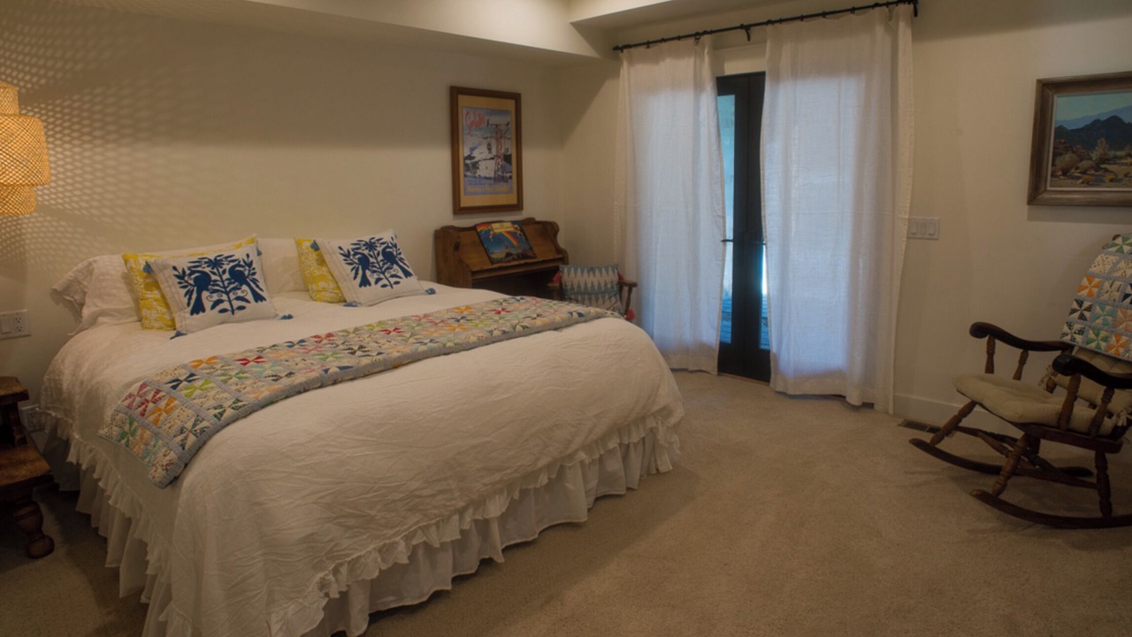 Photo of Bedroom in Warm Springs