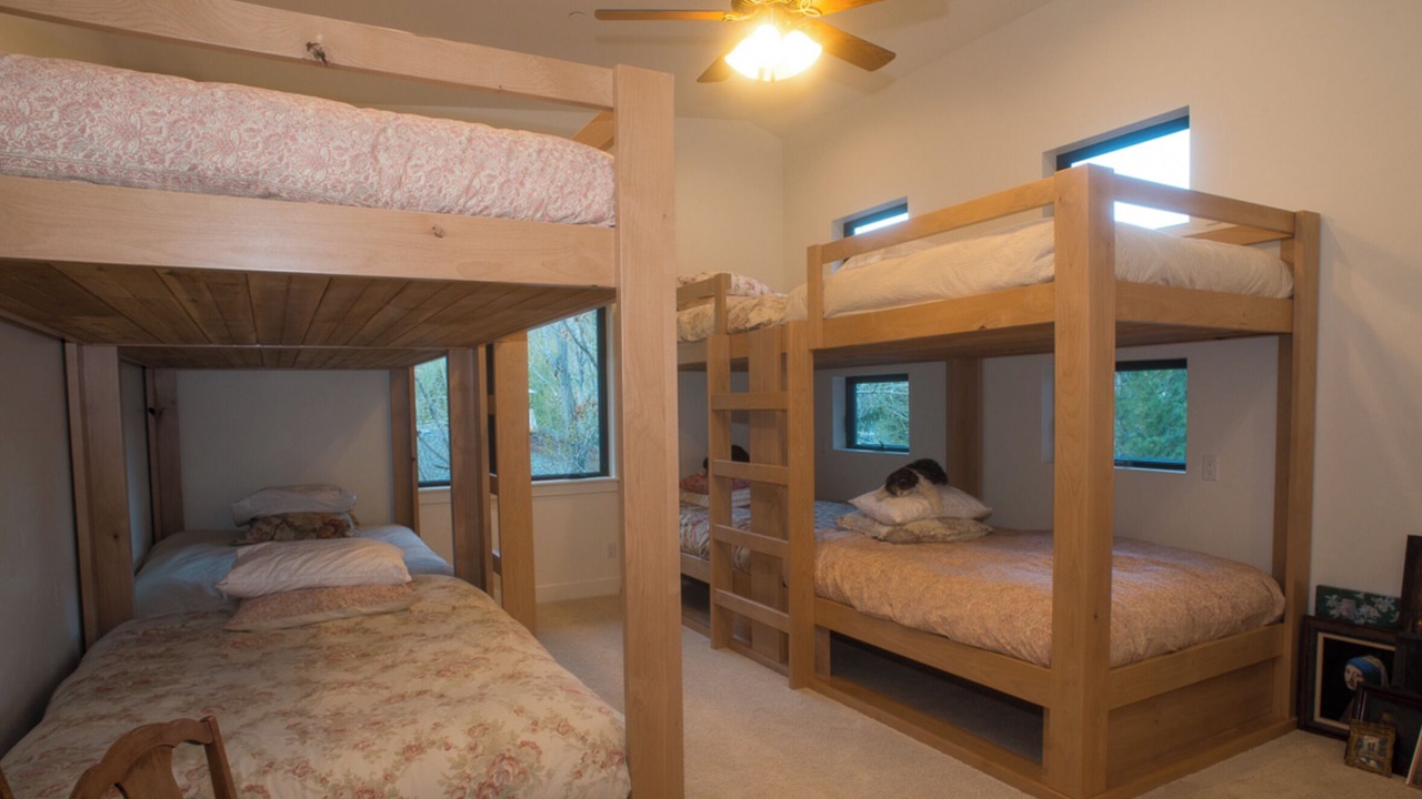 Photo of Bedroom in Warm Springs