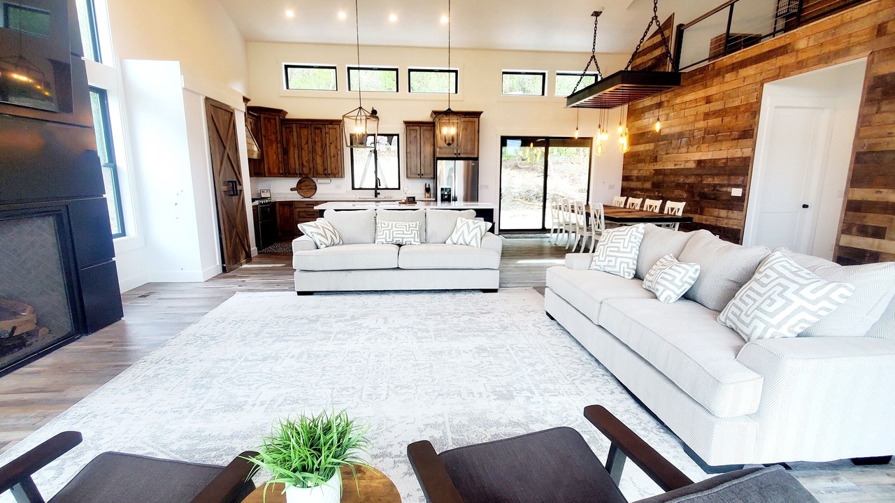 Photo of Livingroom in Eden