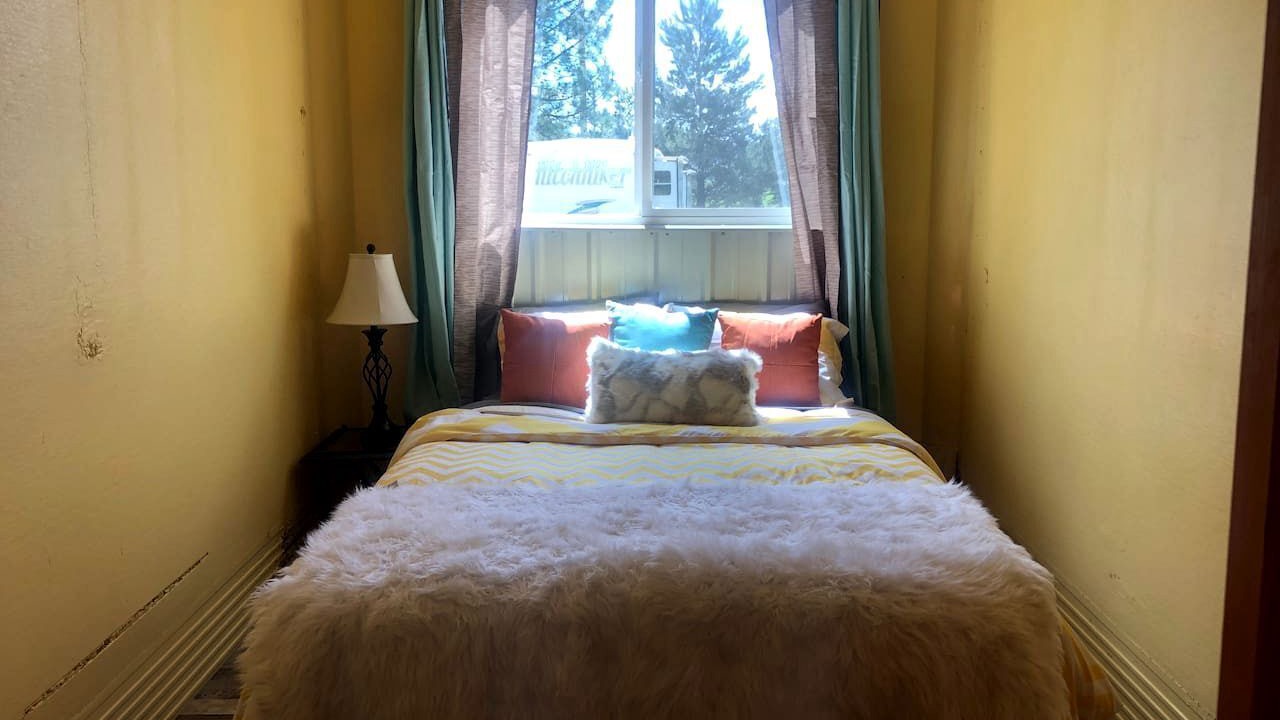 Photo of Bedroom in Palisades