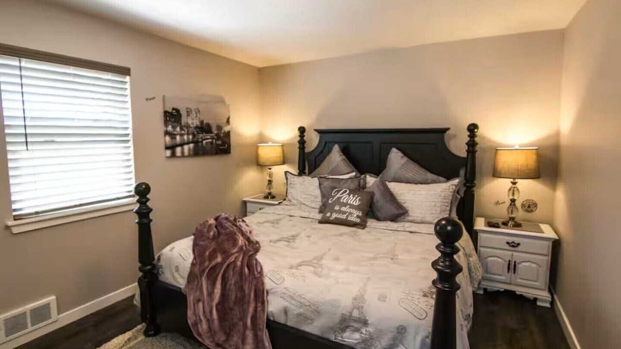 Photo of Bedroom in Puyallup