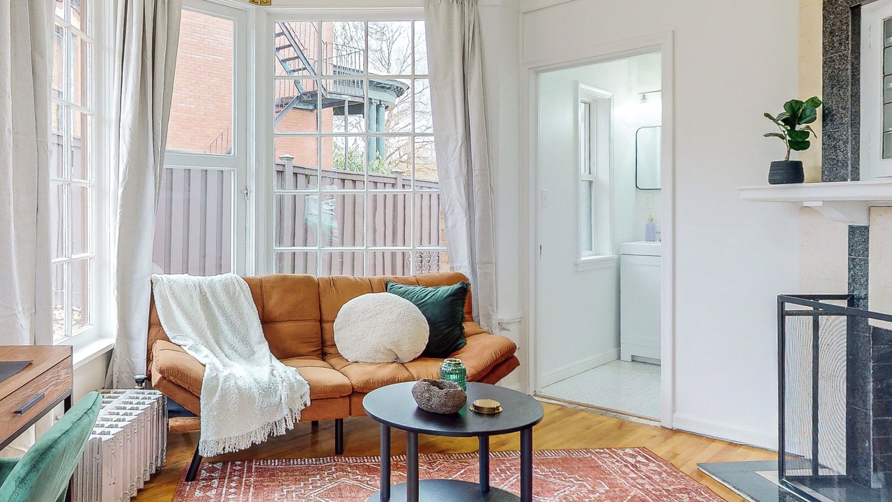 Photo of Livingroom in Lower Avenues