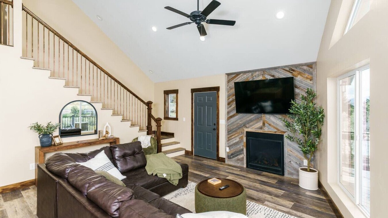 Photo of Livingroom in Lava Hot Springs