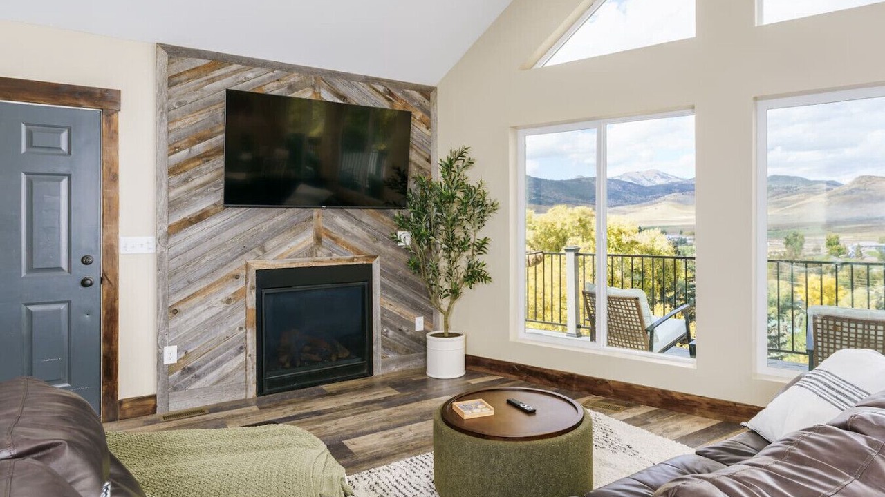 Photo of Livingroom in Lava Hot Springs