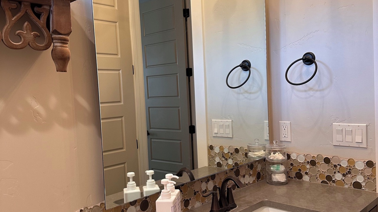 Photo of Bathroom in Southwest Ada County Alliance