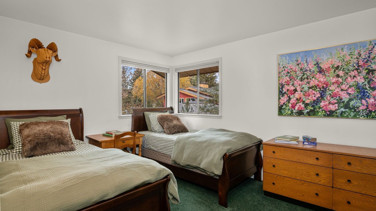 Photo of Bedroom in Elkhorn