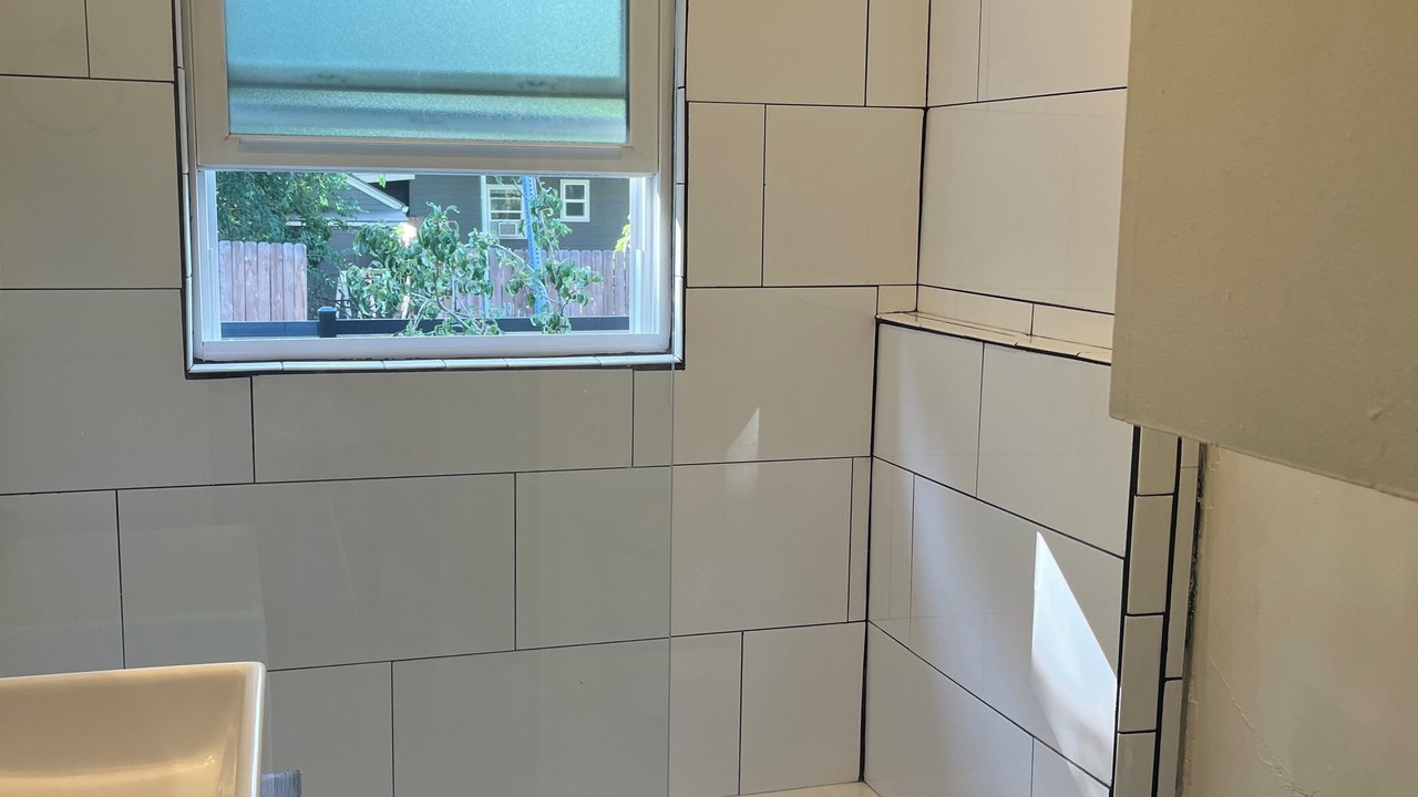 Photo of Bathroom in Depot Bench