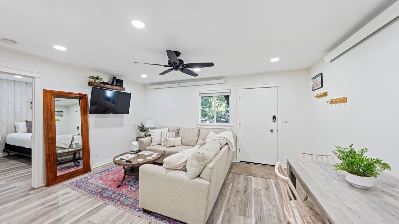 Photo of Livingroom in Teton Village