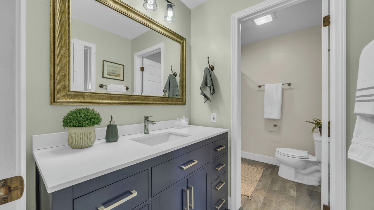 Photo of Bathroom in Cottonwood Heights