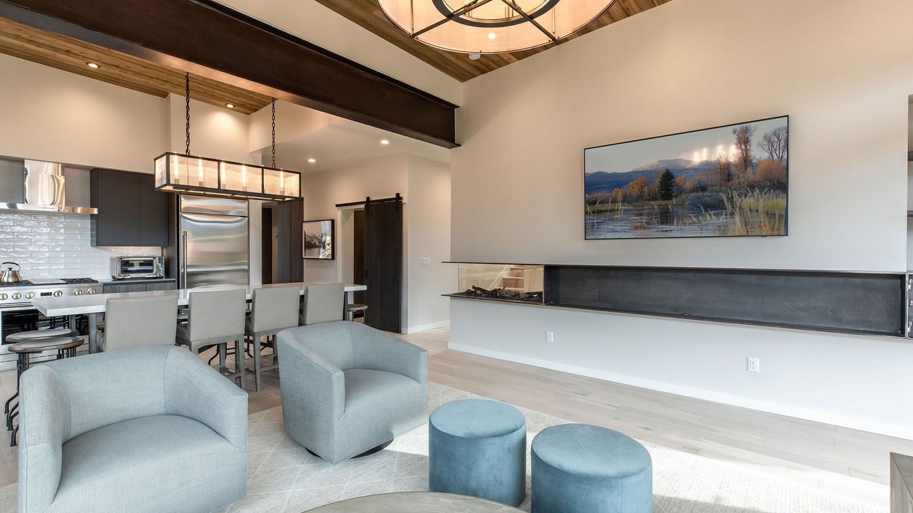 Photo of Livingroom in Hoback Junction