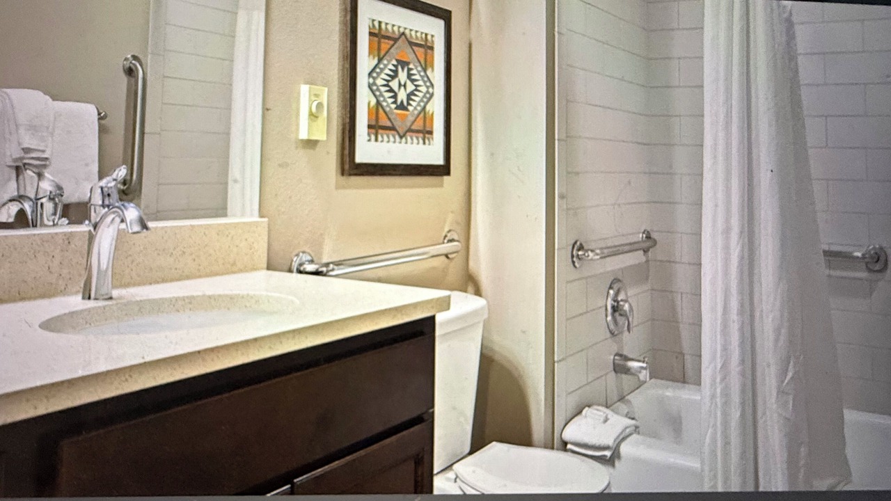 Photo of Bathroom in West Yellowstone