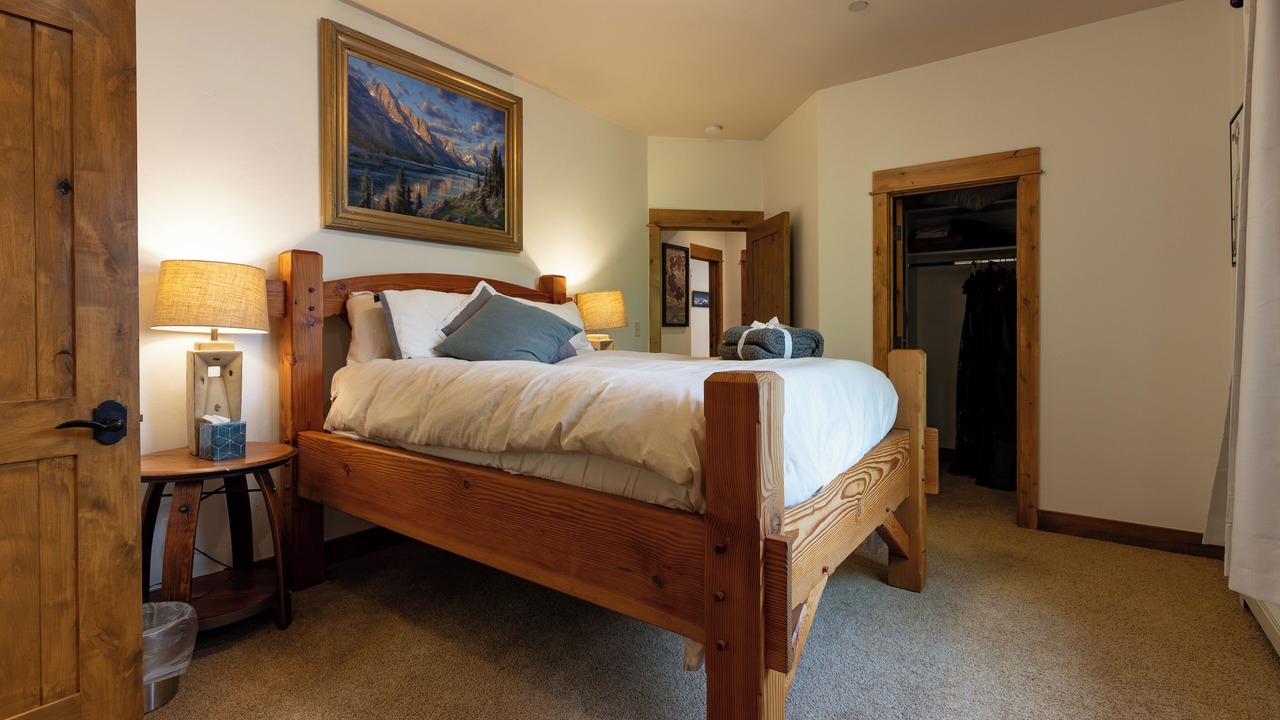 Photo of Bedroom in Spanish Peaks