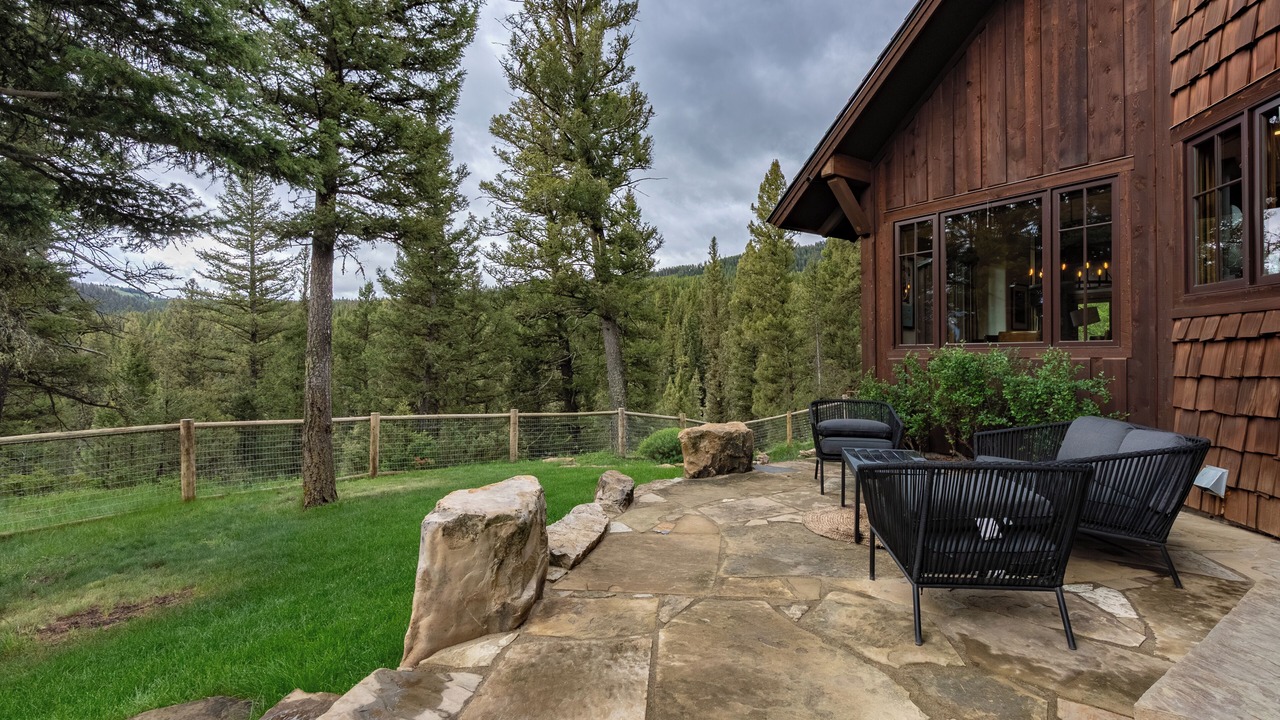 Photo of Patio Balcony in Spanish Peaks