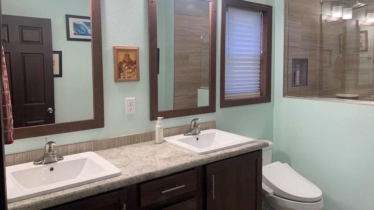 Photo of Bathroom in Powell