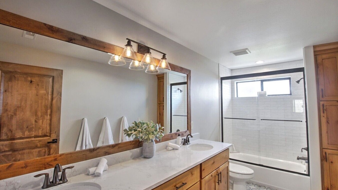 Photo of Bathroom in Fish Haven