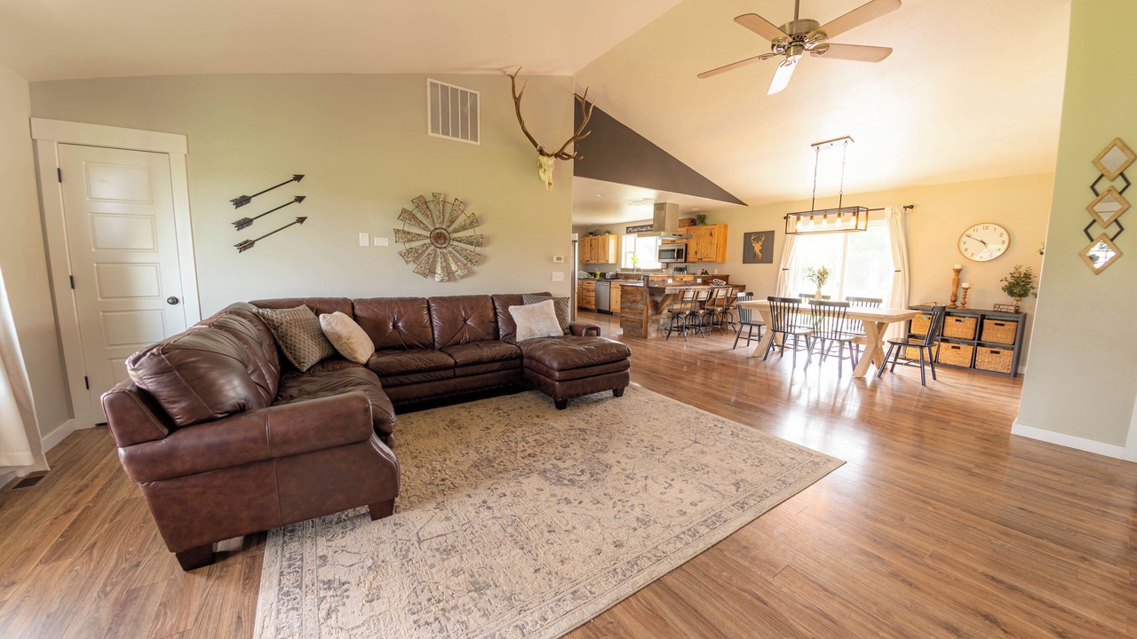 Photo of Livingroom in Livingston