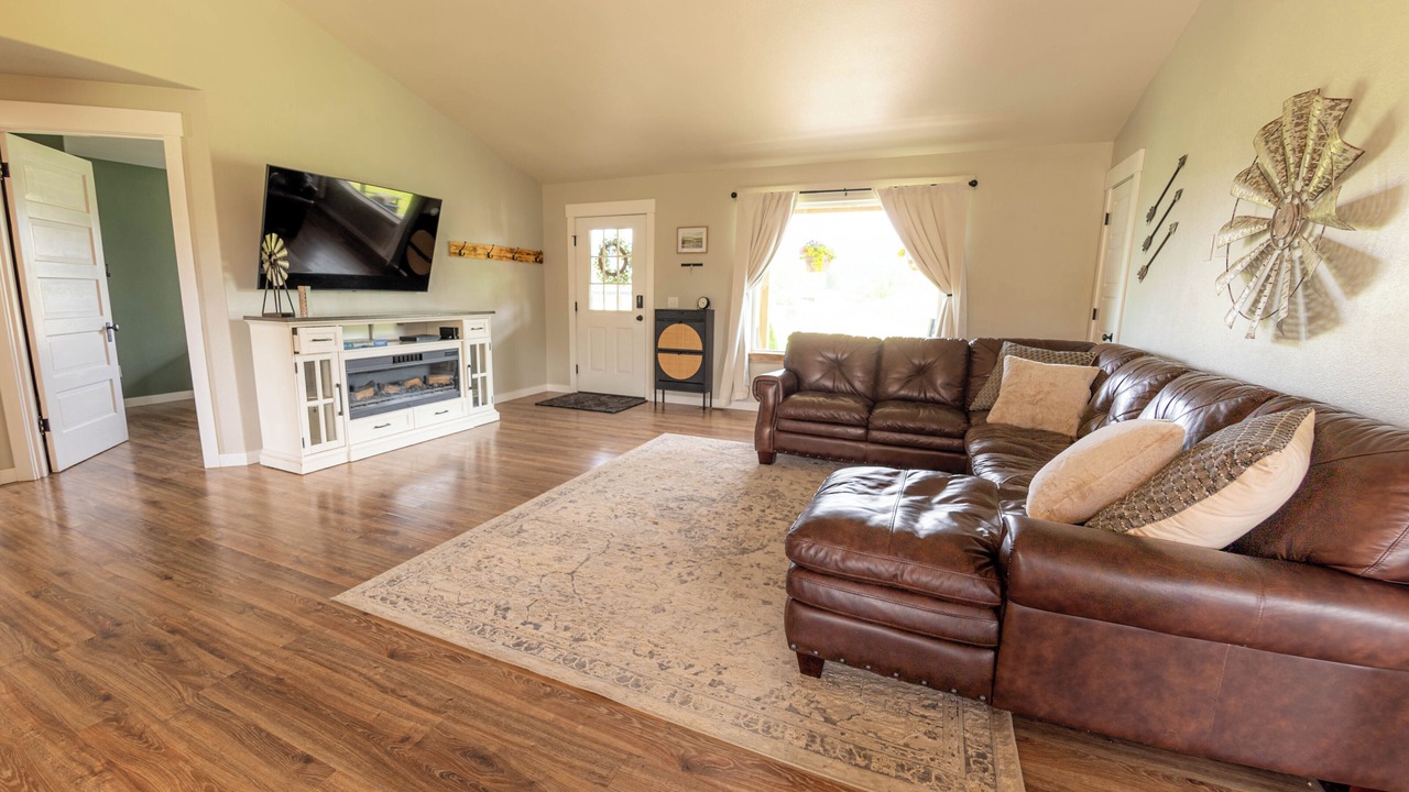 Photo of Livingroom in Livingston
