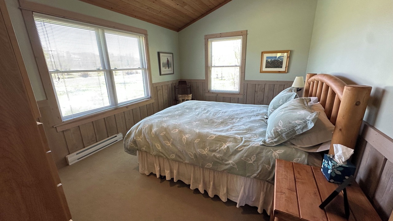 Photo of Bedroom in Uinta County