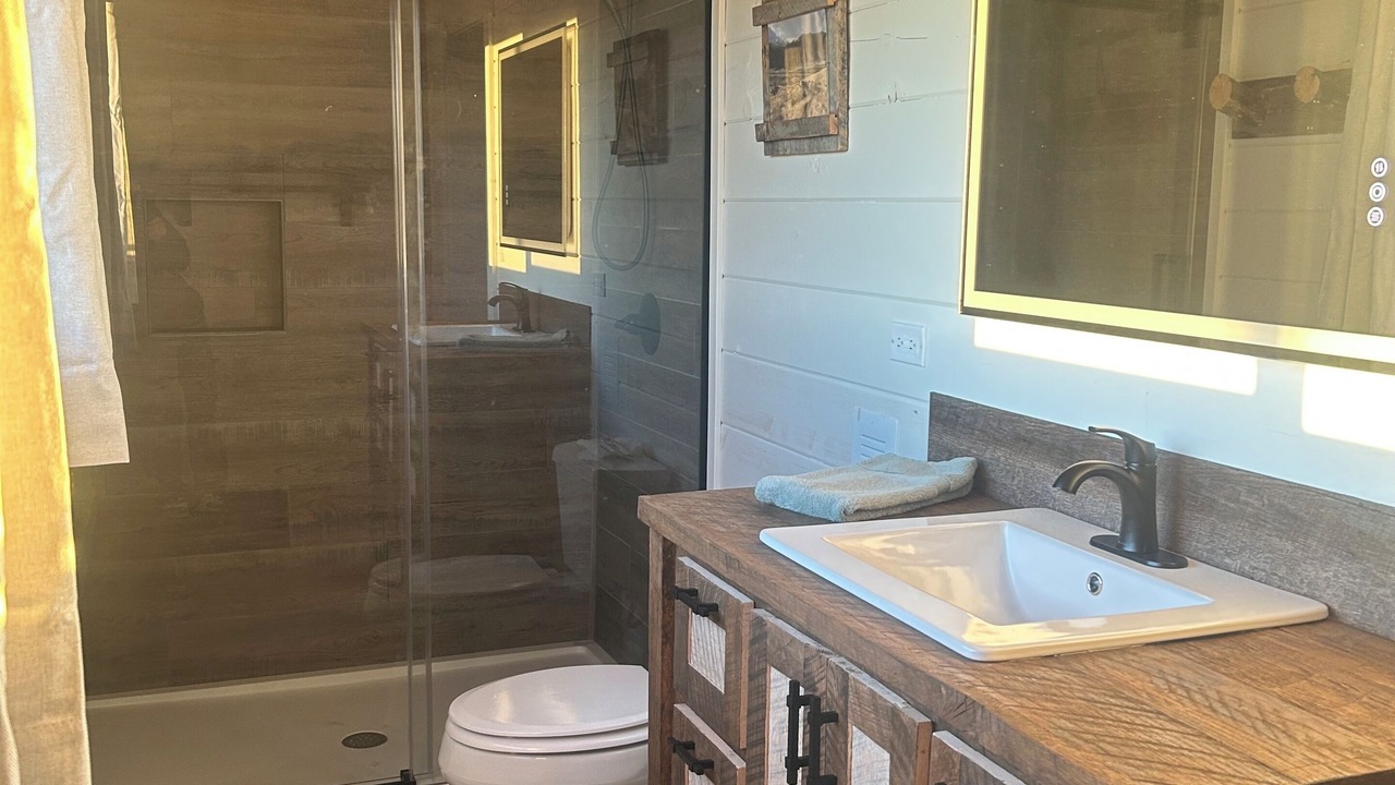Photo of Bathroom in Clark
