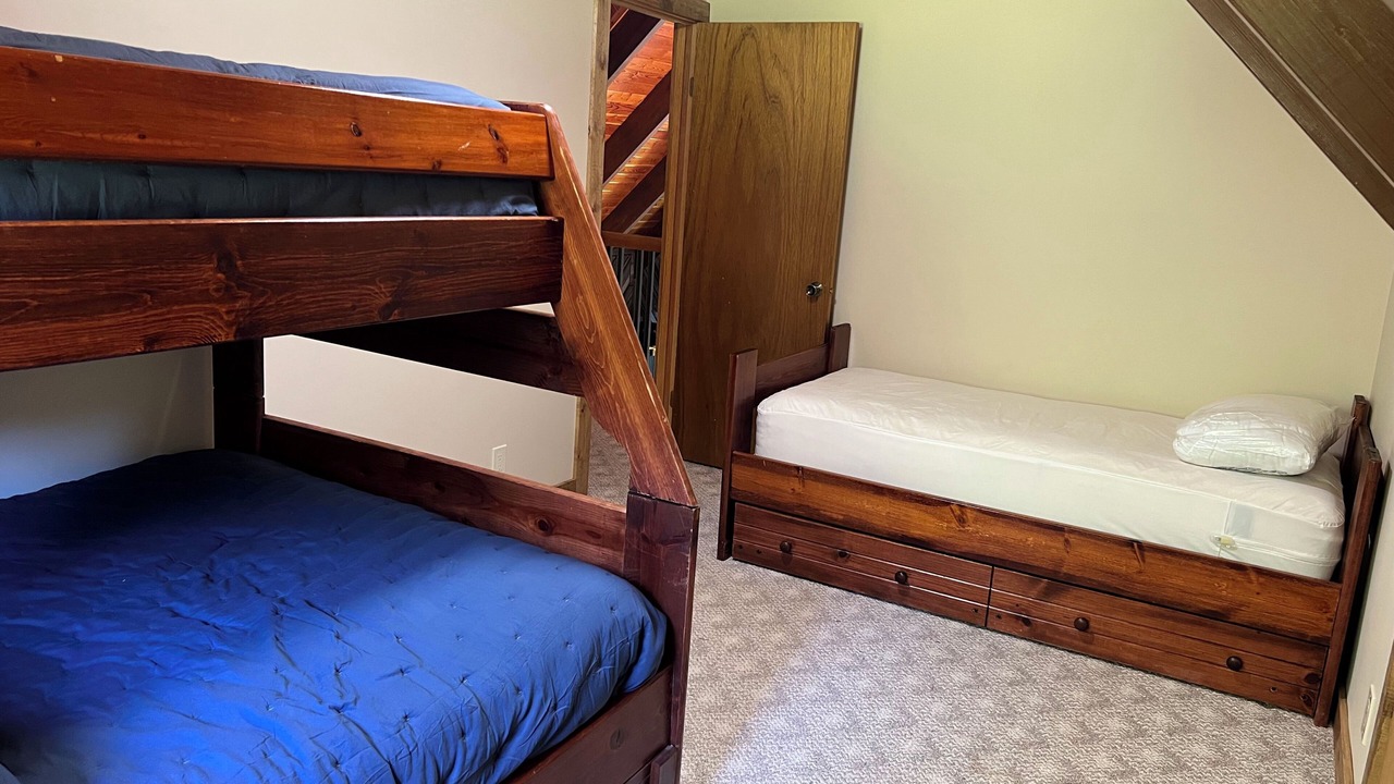 Photo of Bedroom in Alpine
