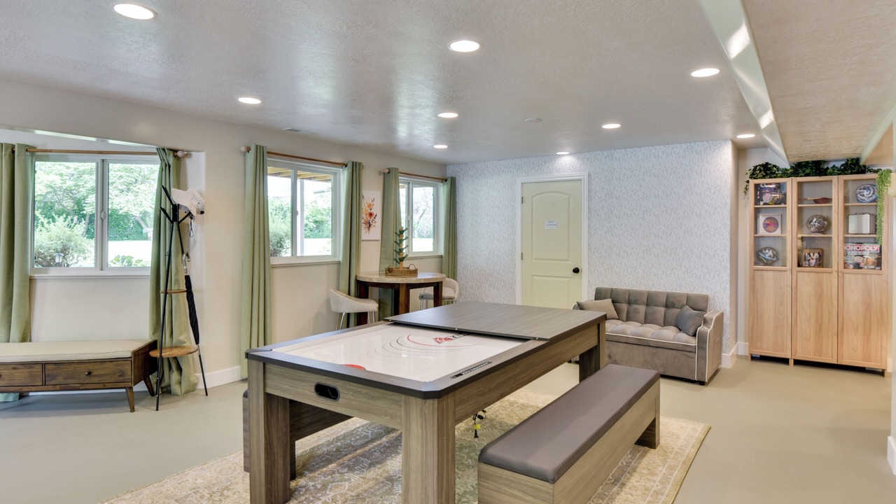 Photo of Bedroom in Kaysville