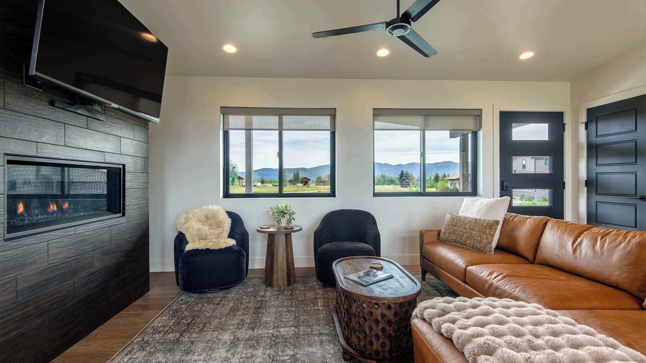 Photo of Livingroom in Victor