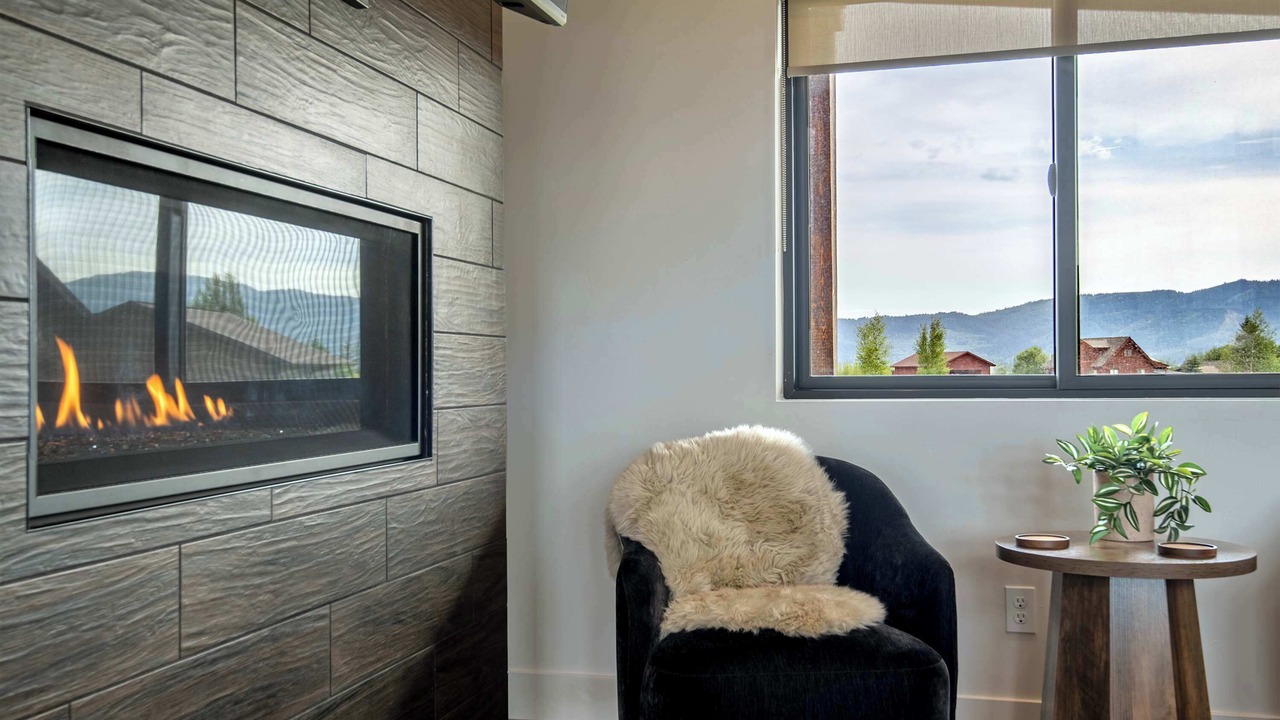Photo of Livingroom in Victor