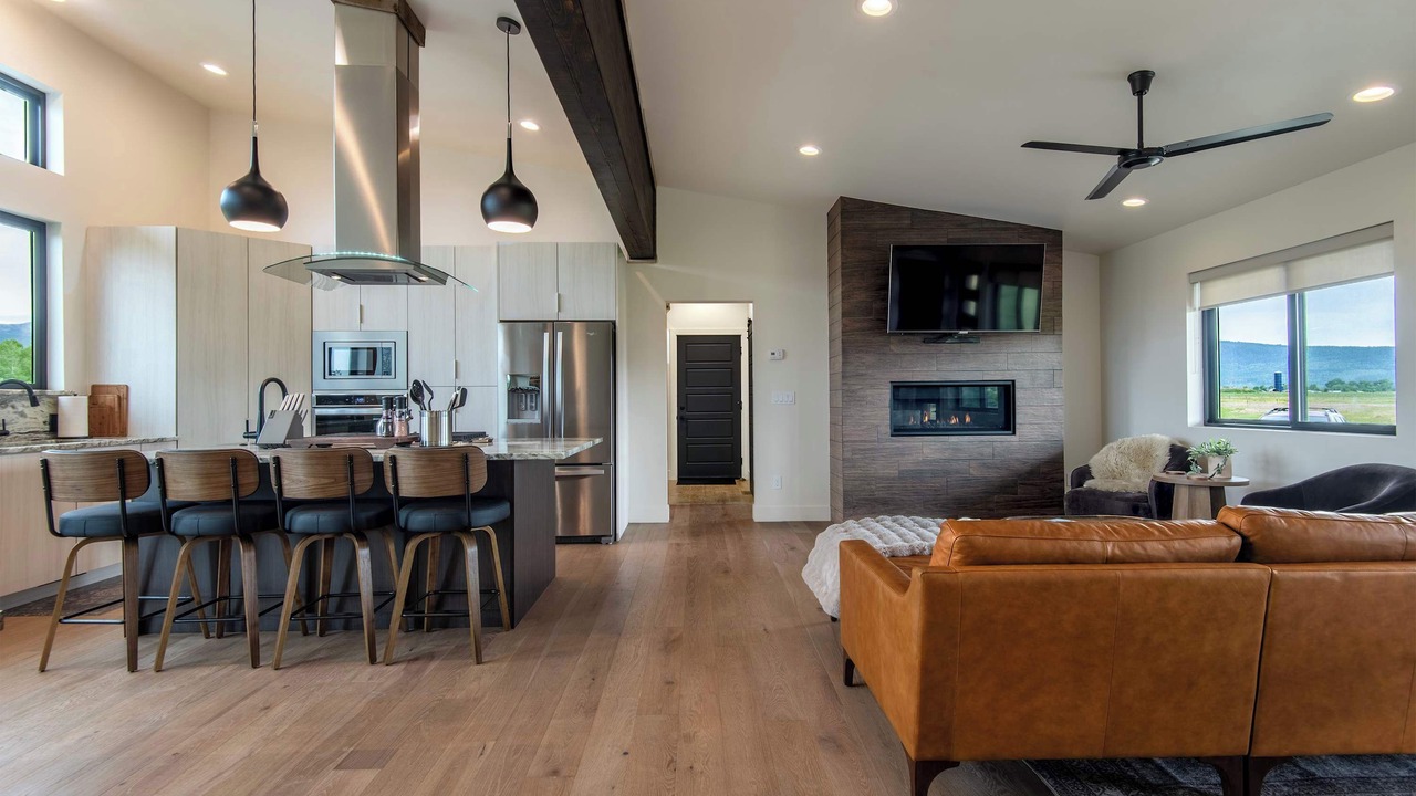 Photo of Bedroom in Victor