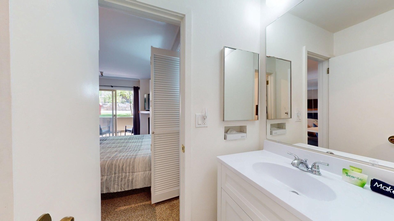 Photo of Bathroom in Elkhorn Village
