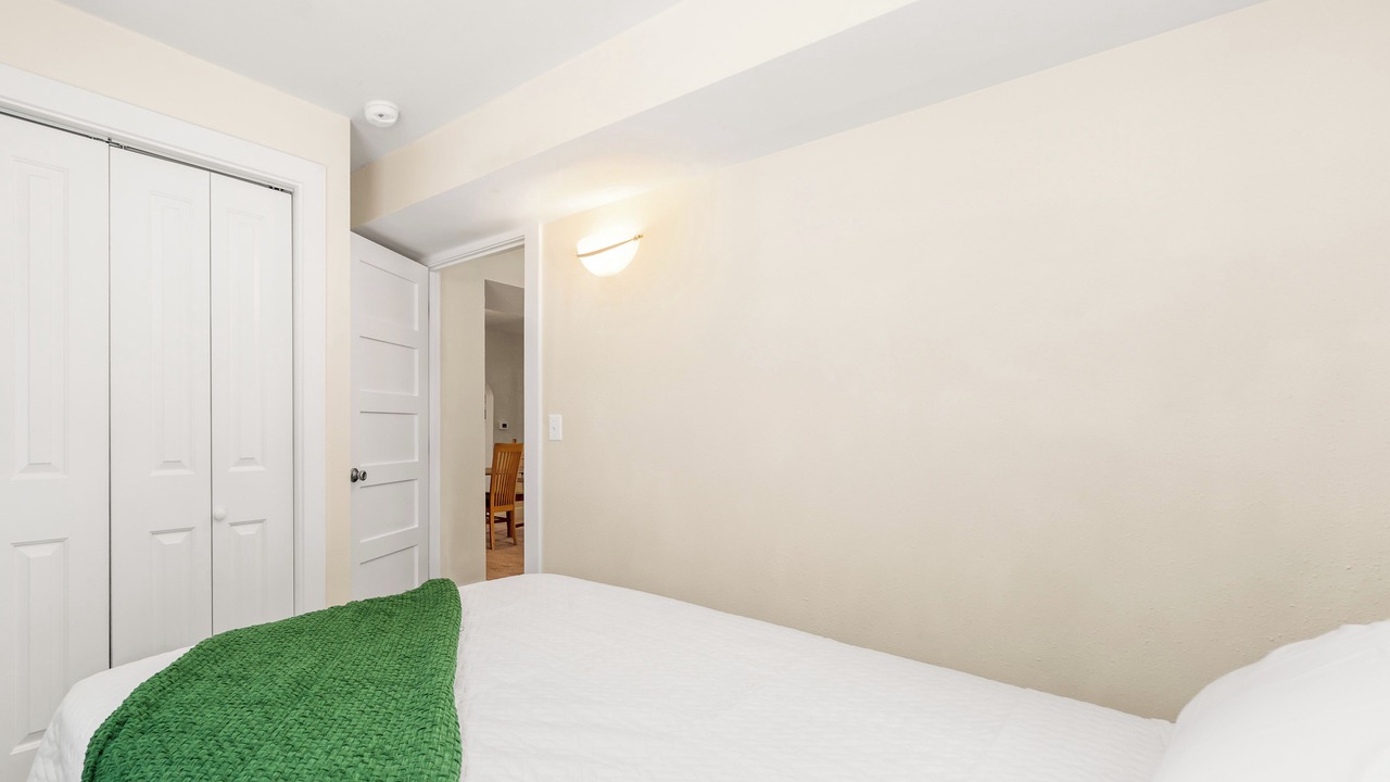 Photo of Bedroom in Tukwila