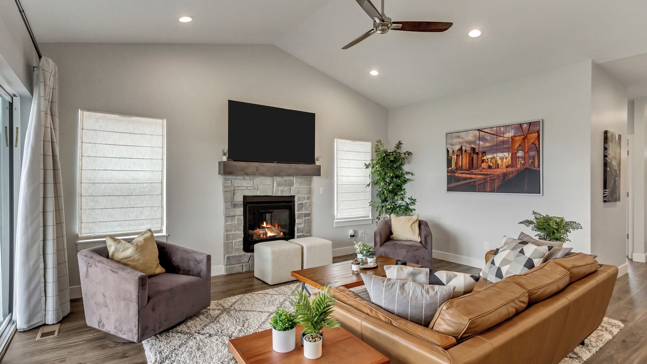Photo of Livingroom in Wolf Creek