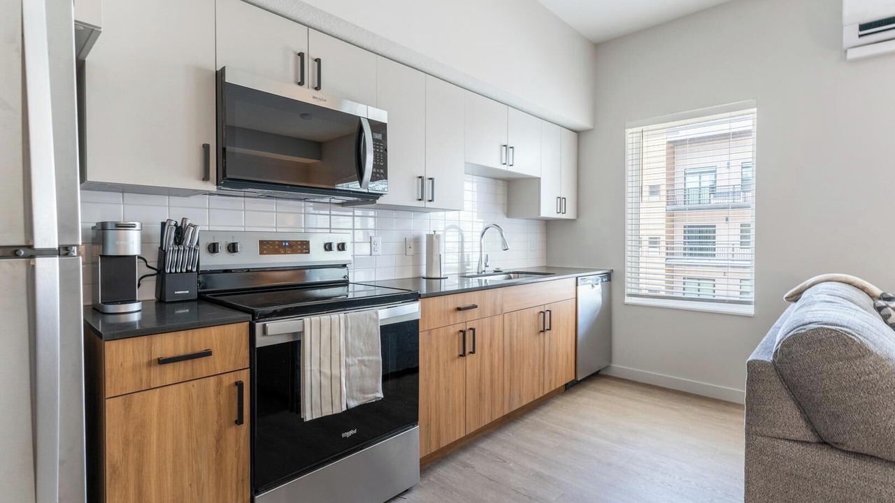 Photo of Kitchen in People's Freeway