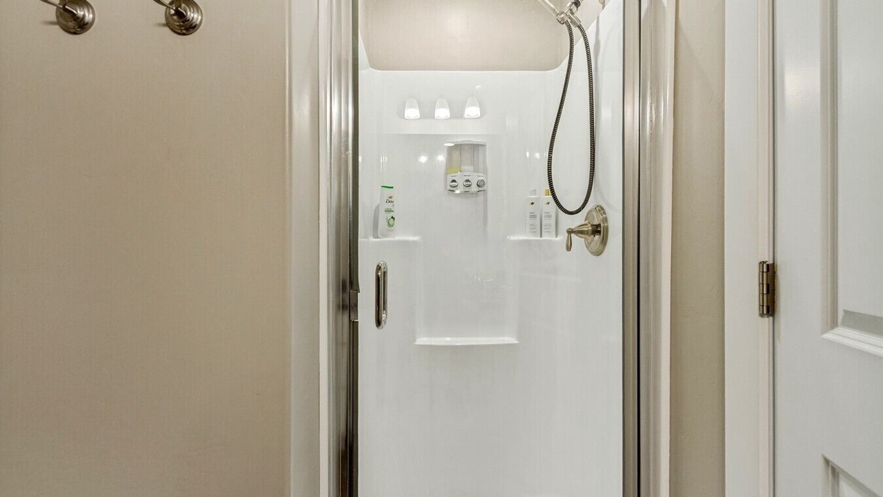 Photo of Bathroom in Garden City