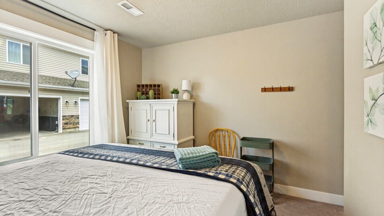 Photo of Bedroom in Garden City