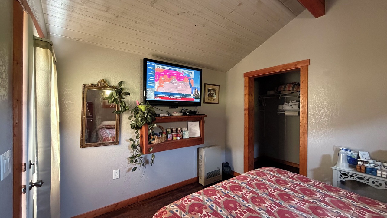 Photo of Bedroom in Grover