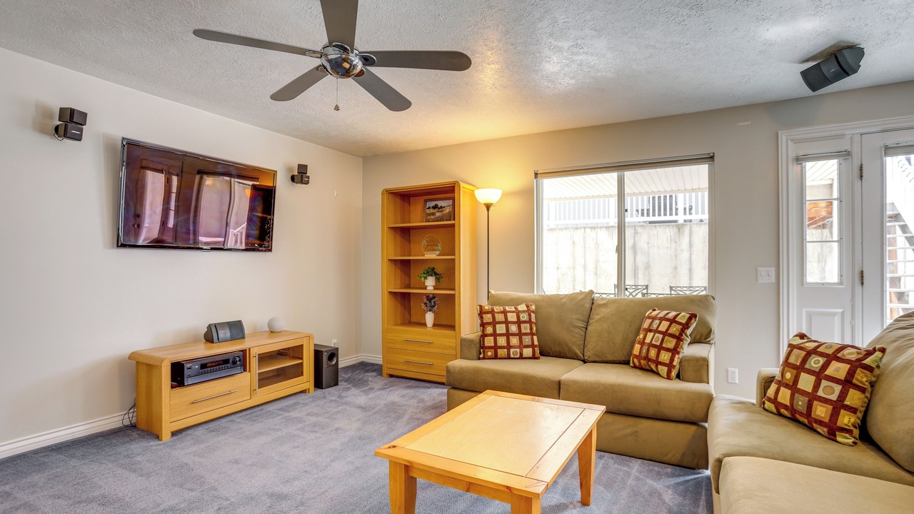 Photo of Livingroom in Clearfield