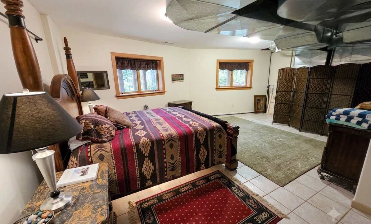 Photo of Bedroom in Enterprise