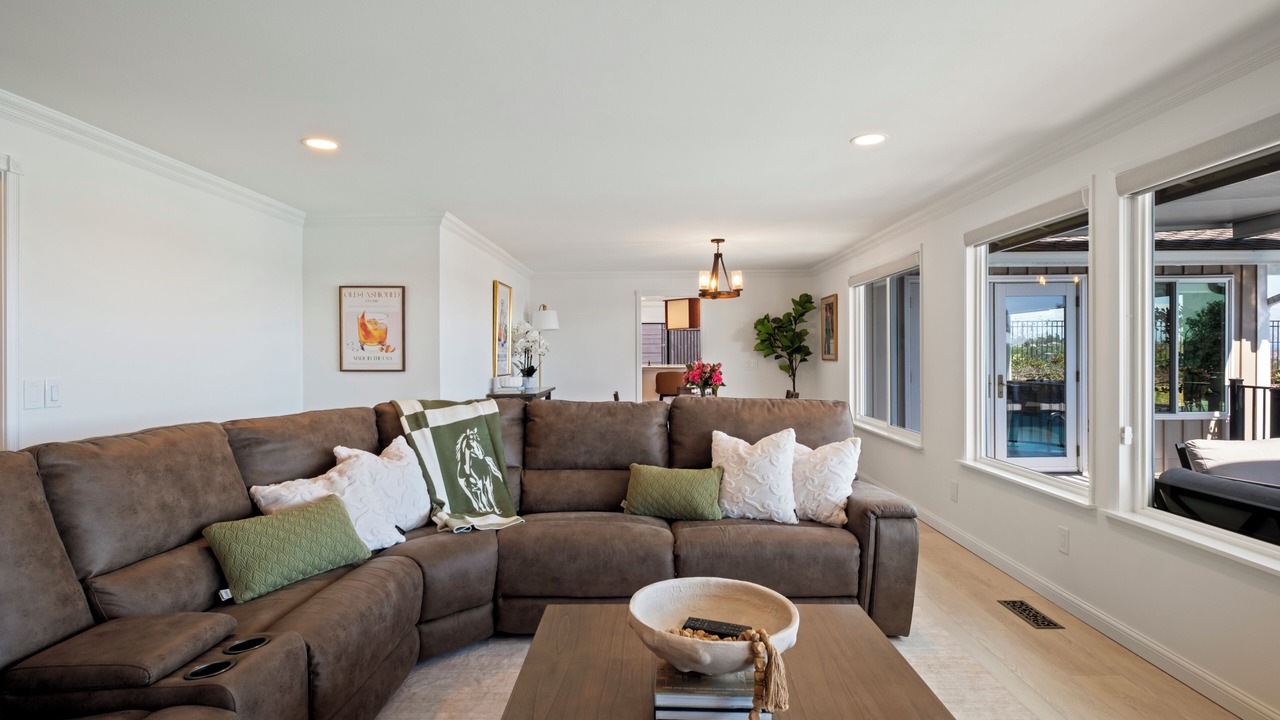 Photo of Livingroom in Northeast Tacoma