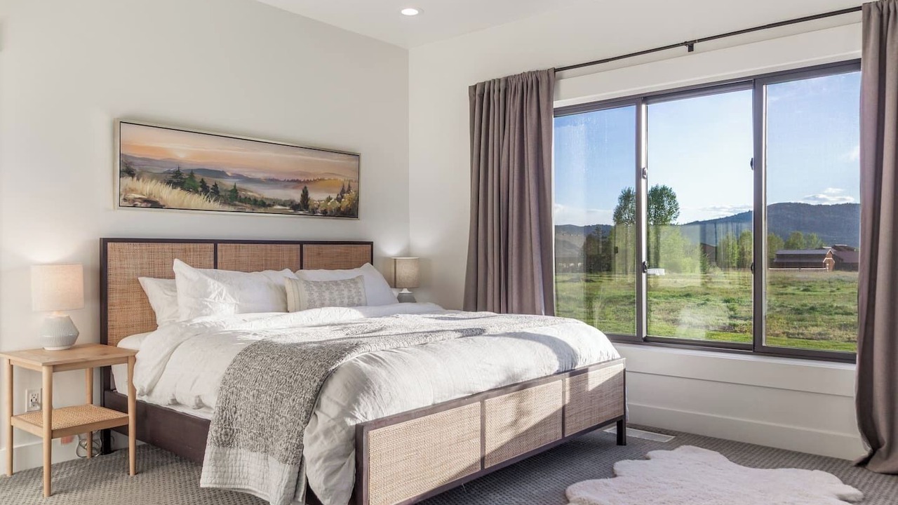 Photo of Bedroom in Victor
