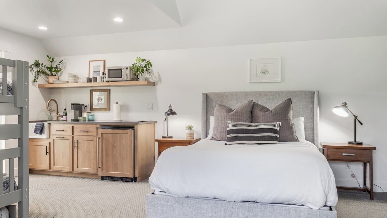 Photo of Bedroom in Victor