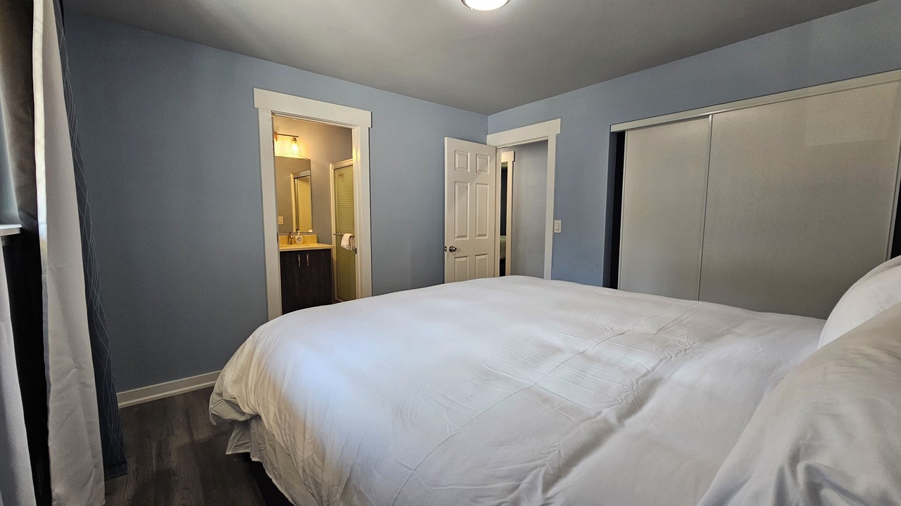 Photo of Bathroom in East Hill-Meridian