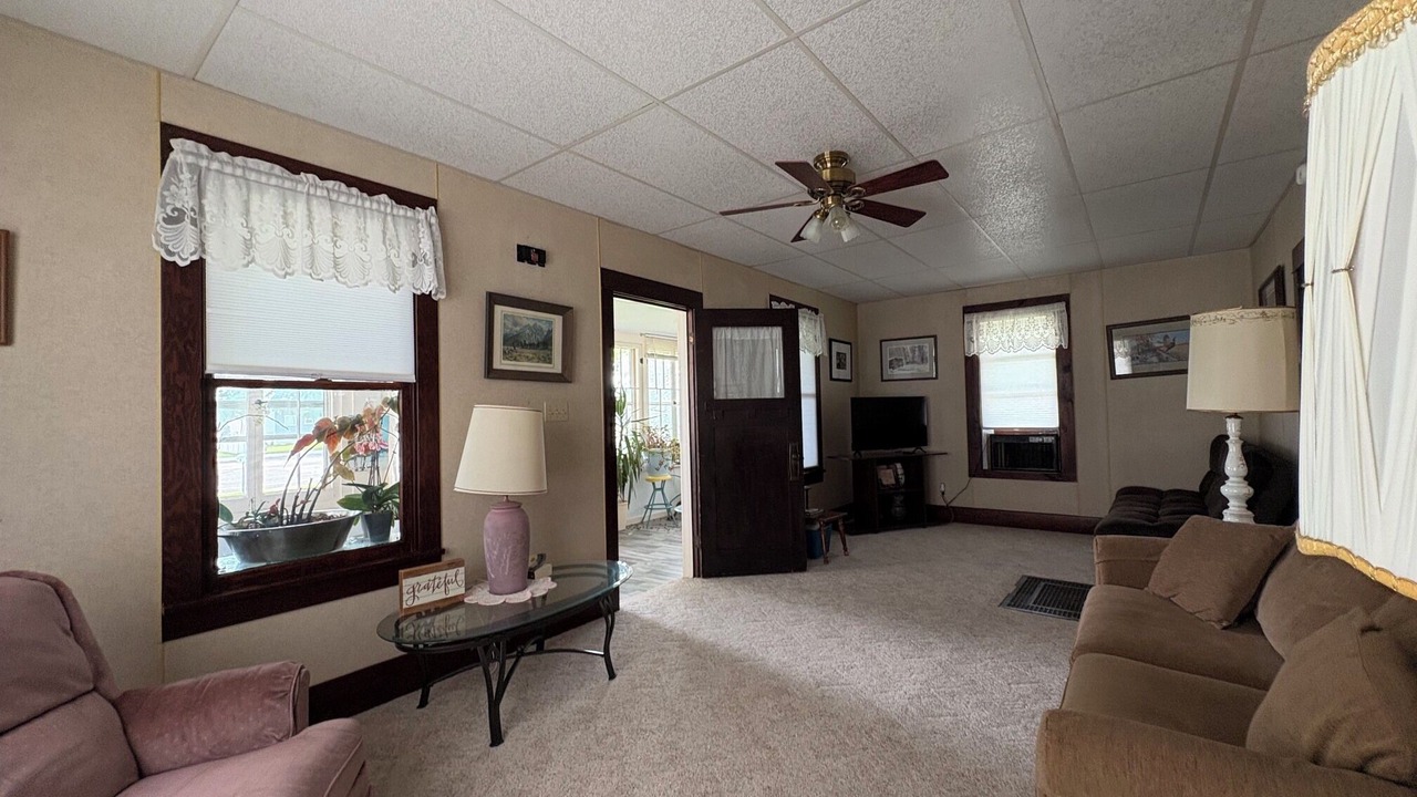 Photo of Livingroom in Thermopolis